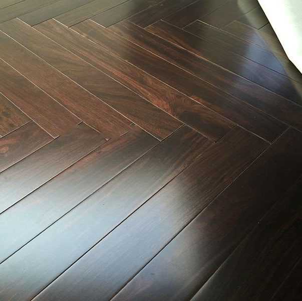 Sàn gỗ Chiu Liu 15 x 90 x 900 mm
