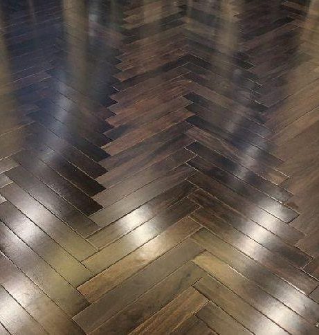 Sàn gỗ Chiu Liu xương cá