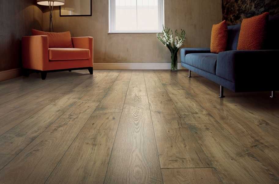 Bề mặt của sàn gỗ tự nhiên có khả năng chống chịu được trầy xước cao