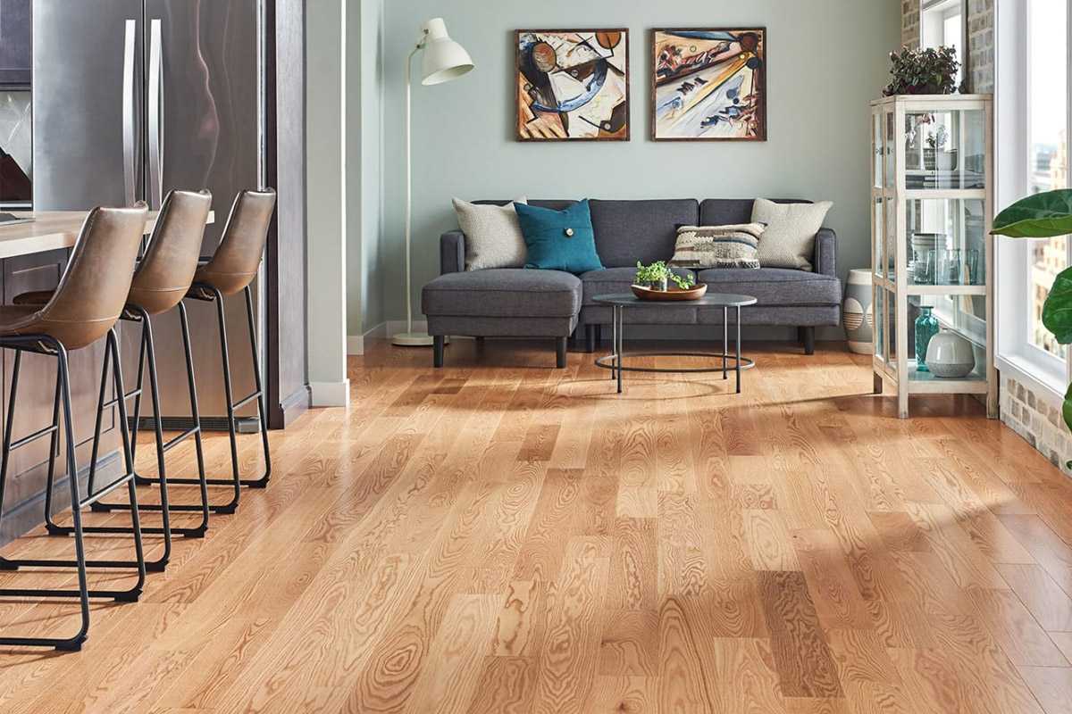 Sàn gỗ màu trung tính là sự lựa chọn an toàn cho mọi không gian