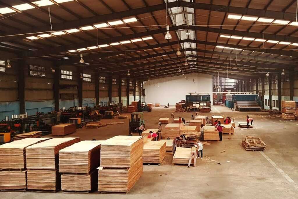 Ván ép Plywood được sản xuất theo quy trình hiện đại, khép kín 