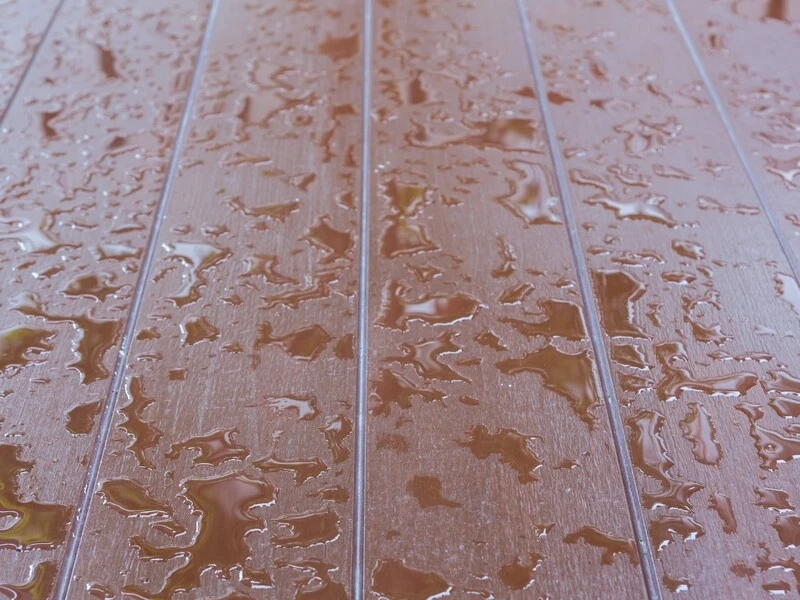 Cách xử lý sàn gỗ tự nhiên bị ngấm nước