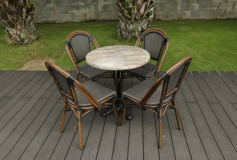 Top 9 mẫu bàn ghế gỗ ngoài trời đẹp, xu hướng nhất hiện nay